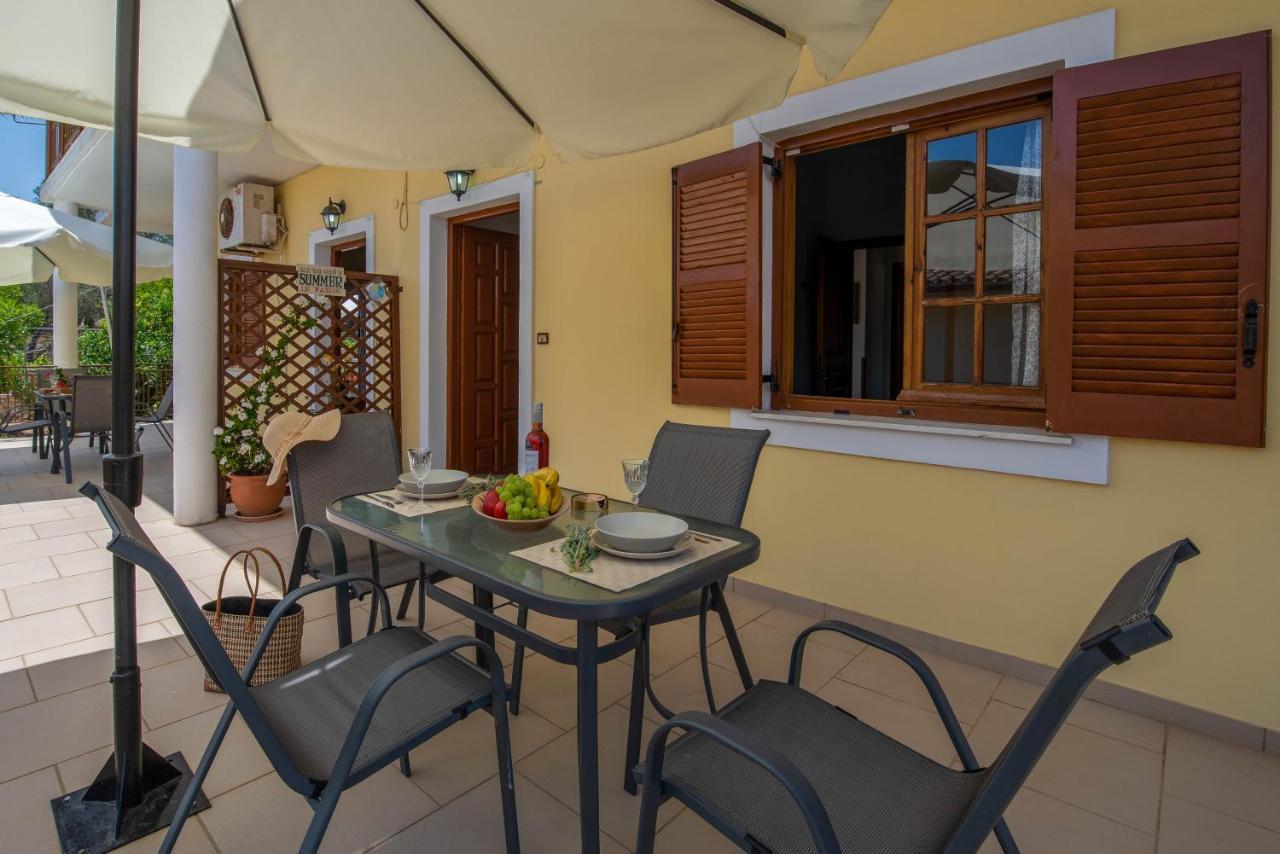 Voula Apartments Gáiosz Kültér fotó